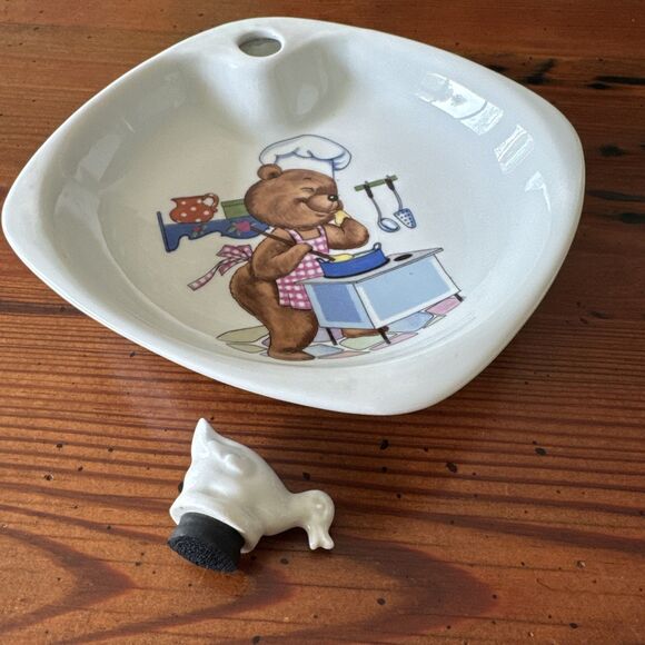 Vintage FD Chauvigny Child’s Porcelain Warming Dish WITH Stopper - Picture 8 of 11